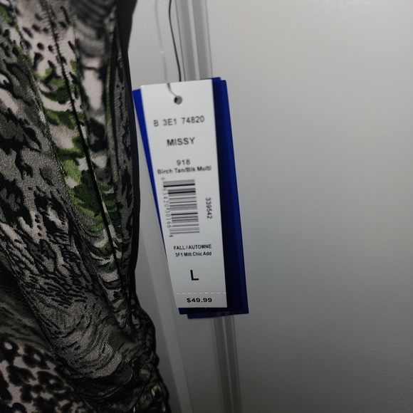 Designer Shirt - Picture 2 of 3